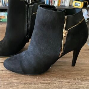 Ellen Tracy Black and Gold Heeled Boots